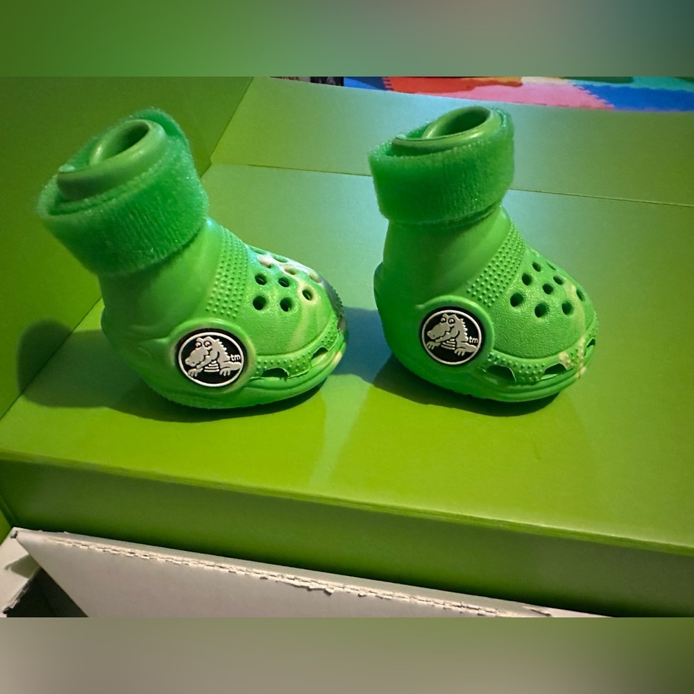 CROCS Green Dog Booties with Velcro Cuff